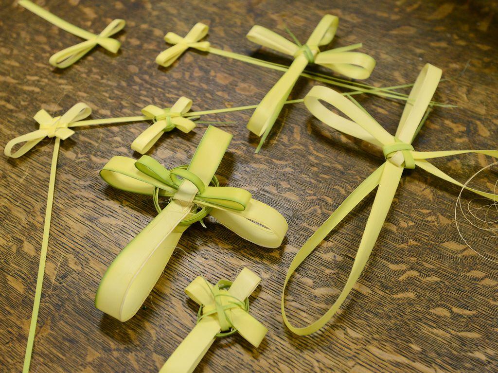 palm crosses 1